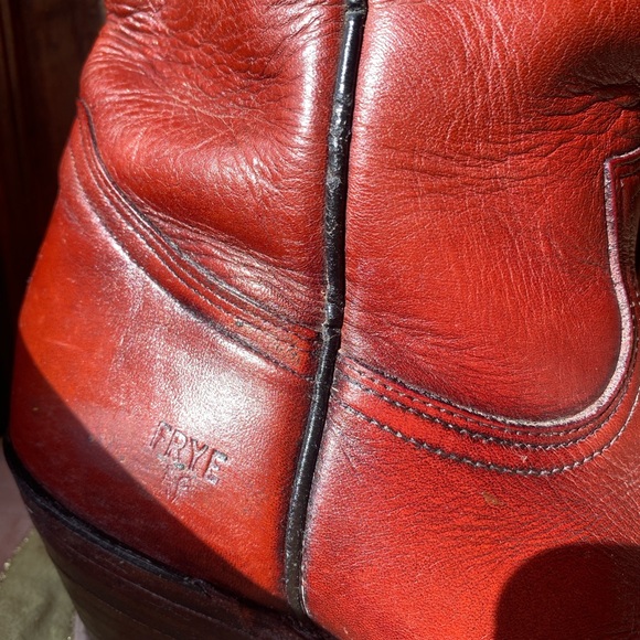 Red Fryes! - Picture 3 of 4